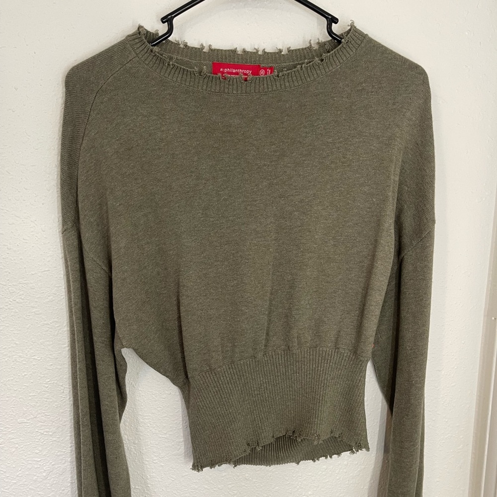 Sweatshirt